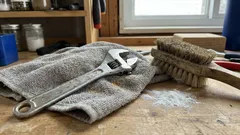 5 eenvoudige manieren om roest van metaal te verwijderen met ingrediënten die je al in huis hebt